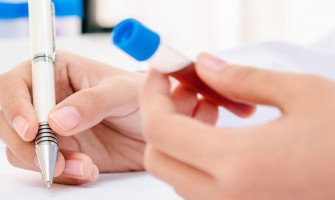 فحوصات وتحاليل مهمة للمرأة بعد سن الثلاثين