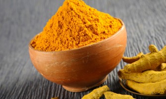 الكركم لتفتيح المنطقة الحساسة: حل آمن وفعال